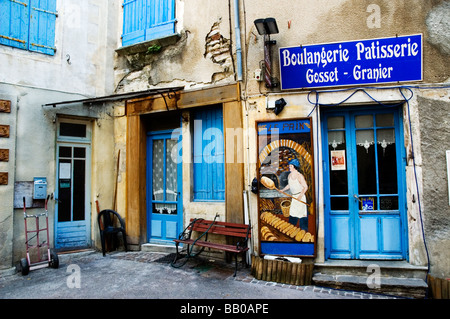 Une boulangerie traditionnelle dans le pittoresque village de Olargues. Banque D'Images