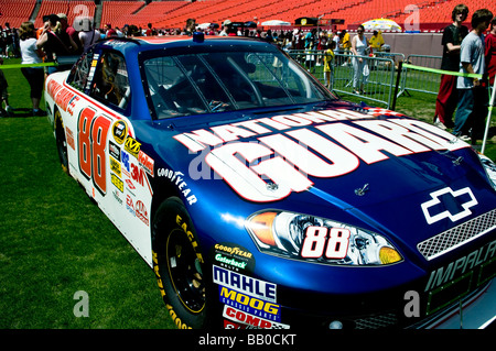 Numéro de Nascar Dale Earnhardt Jr 88 voiture de course parrainée par la Garde nationale Banque D'Images