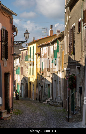 Ruelles de maisons à Valentano en Latium Banque D'Images