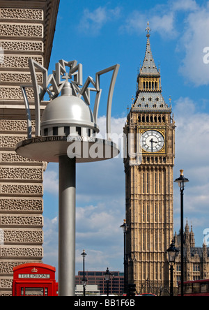 Big Ben à partir de la passerelle de son Jubilé d'argent, Westminster, Londres, Angleterre Banque D'Images