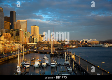 Marina au bord de Seattle Washington Banque D'Images