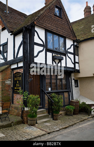 Le Flacon et verseuse pub, Midhurst, West Sussex, UK Banque D'Images