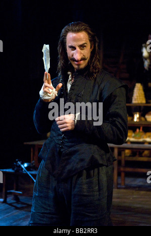 Joseph Fiennes comme Cyrano de Bergerac, Chichester Festival Theatre, Mai 2009 Banque D'Images