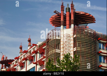 La Serbie, Novi Belgrade. Centre d'affaires futuriste sur le Boulevard Mihajla Pupina Banque D'Images