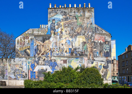 Fresque sur mur à Leith illustrant l'histoire . Banque D'Images