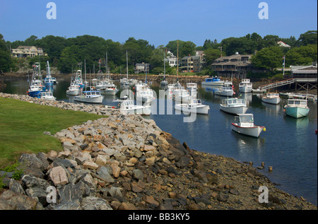 USA, New England, Maine, Ogunquit, bateaux amarrés dans Perkins Cove Banque D'Images