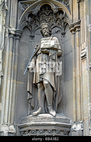 Roi Ethelbert De La Statue De Kent, Cathédrale De Canterbury, Kent, Angleterre Banque D'Images