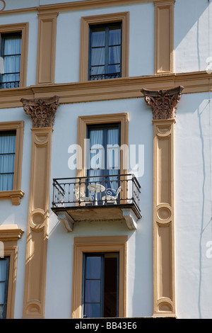 Chambre avec balcon détail extérieur. Villa d'este hotel de luxe à Cernobbio, Lac de Côme, Italie Banque D'Images