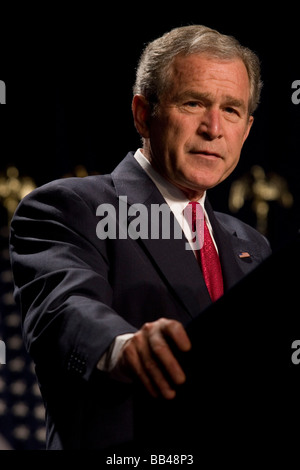 Le président Bush parle de petit déjeuner de prière catholique nationale à Washington, DC Banque D'Images