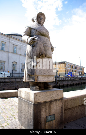 Fishwife Statue (Fiskerkone) Gammel Strand, le centre de Copenhague, Danemark, Scandinavie, dans le Nord de l'Europe Banque D'Images