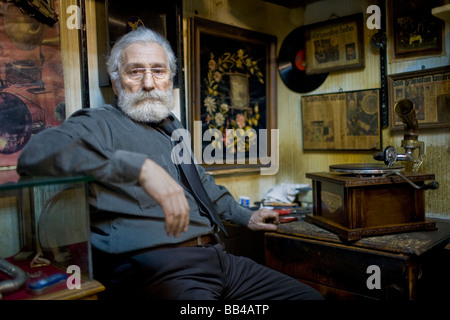Record Player atelier de réparations à Istanbul, Turquie. Banque D'Images