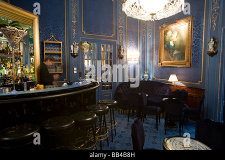 L'élégant Blaue Bar de l'hôtel Sacher, Vienne, Autriche. Banque D'Images