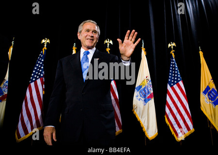 Le président Bush assiste à une nouvelle levée de fonds républicain du New Jersey Banque D'Images