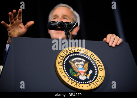 Le président Bush assiste à une nouvelle levée de fonds républicain du New Jersey Banque D'Images