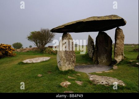 Pentre Ifan est une chambre funéraire néolithique près de Newport, Pembrokeshire, Pays de Galles, Royaume-Uni Banque D'Images