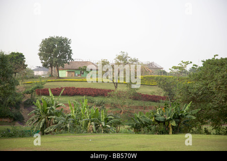 Conçu par le célèbre architecte, Manfredi Nicoletti, Millenium Park est le plus grand parc d'Abuja et espace vert. D'abord ouvert Banque D'Images