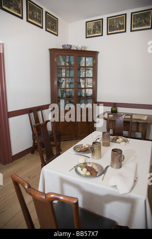 Intérieur de Wetherburn's Tavern à Colonial Williamsburg, Virginie. Banque D'Images