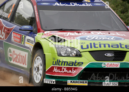 Mikko Hirvonen et Jarmo Lehtinen au volant d'une Ford Focus à l'édition 2008 du Championnat du Monde des Rallyes de Sardaigne Banque D'Images