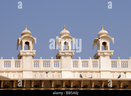 Trois coupoles à Jaswant Thada, le chhatri, cénotaphe, de Maharaja Jaswant Singh II. Jodhpur, Banque D'Images