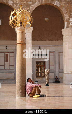 La Cour de la Grande Mosquée des Omeyyades, Damas Banque D'Images