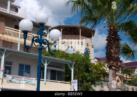 Boutique et une partie de la West Indies Shopping Mall française de Saint Martin Banque D'Images