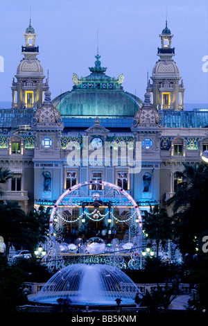 Décoration intérieure pendant la période de Noël sur la place du Casino palace de Monaco Banque D'Images