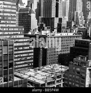 Architecture, travaux de construction, chantier d'un immeuble de bureaux à Manhattan, New York, 1971, Banque D'Images