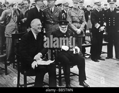 Événements, deuxième Guerre mondiale / seconde Guerre mondiale, conférences, Conférence de l'Atlantique, 9.8.1941 - 12.8.1941, le président Franklin Delano Roosevelt et le premier ministre Sir Winston Churchill à bord du HMS 'Prince of Wales', Neufundland, Banque D'Images