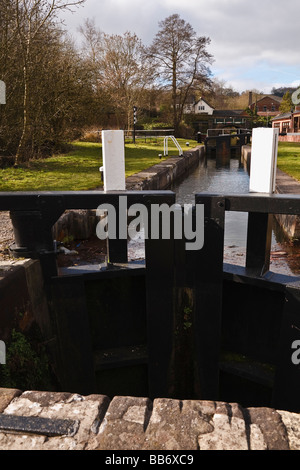 Caldon Cheddleton serrure sur le canal près de poireau, Staffordshire. Banque D'Images