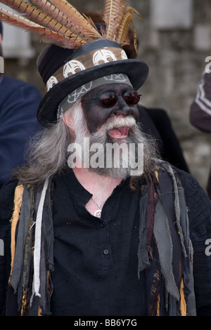 Morris artiste de rue, artiste danseuse costume rochester sweeps festival angleterre kent Banque D'Images