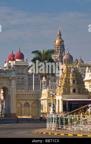 City Palace et Chamaraja Circle Mysore Karnataka Inde Banque D'Images