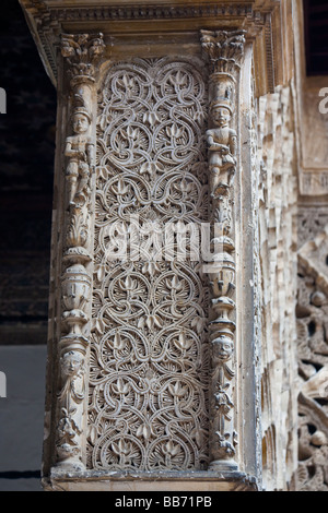 Patio de style mudéjar à Alcazar de Séville Espagne Banque D'Images