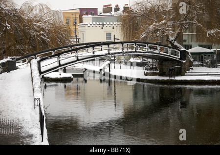 Camden Lock Canal Regents Park en hiver Camden Town Londres NW1 England UK Banque D'Images