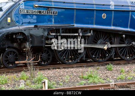 Sir Nigel Gresley LNER classe A4 Pacifique 60007 locomotive à la gare de Dundee UK Banque D'Images