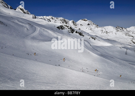 Ski Run au glacier de Stubai, Tyrol, Autriche, Europe Banque D'Images