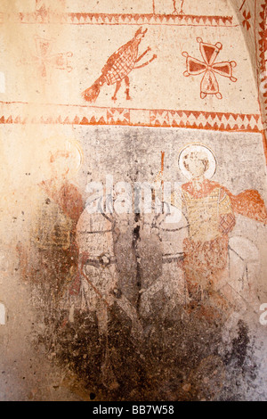 L'art chrétien à la ville souterraine de Derinkuyu Cappadoce en Turquie Banque D'Images