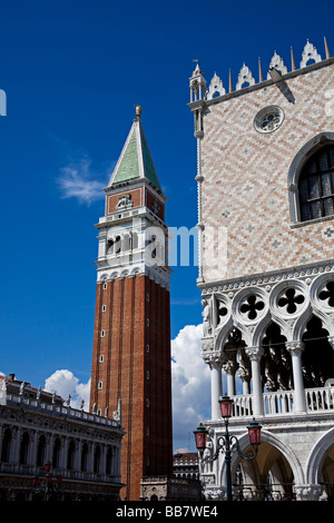 Le Campanile, Venise, Italie, Europe Banque D'Images