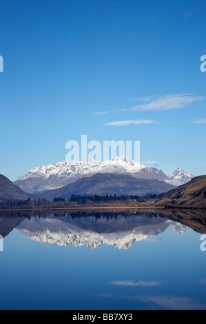 Lake Hayes et de réflexion près de Queenstown ile sud Nouvelle Zelande Banque D'Images