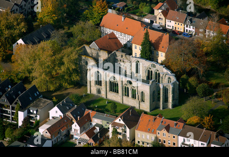 Photo aérienne, ruines du couvent des Augustins, ainsi appelée Kleine Marienkirche, Euskirchen, Lippstadt, Soest, District Soester Boerde Banque D'Images