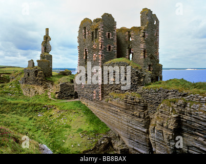 Ruines du château Sinclair et Girnigoe sur les falaises, Noss Head, Écosse, Royaume-Uni, Europe Banque D'Images