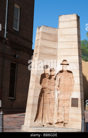 Les colons sculpture publique dans les roches Sydney NSW Australie Banque D'Images