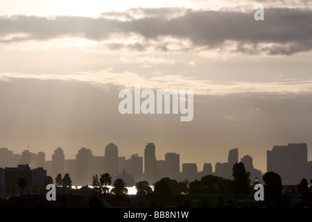 Le lever du soleil sur la ville de San Diego Californie du Sud USA Banque D'Images