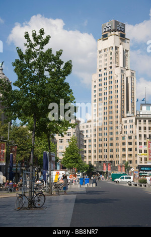 La tour KBC, Farmer's Tower, Boerentoren, gratte-ciel Art Déco, Anvers, Belgique Banque D'Images