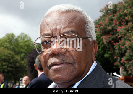 Sir Trevor McDonald journaliste vétéran Banque D'Images