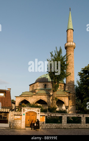 Mosquée Havadja Durak dans le quartier Bascarsija, le vieux marché de la ville et le centre historique de Sarajevo capitale de la Bosnie-Herzégovine Banque D'Images