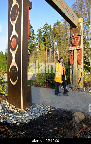 Premières Nations de la côte ouest portail totem Point Brockton Stanley Park Vancouver British Columbia Canada Banque D'Images