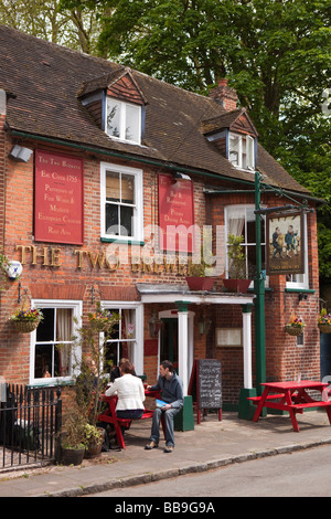 Marlow Buckinghamshire Angleterre St Peter Street deux brasseries pub où Jérôme K Jérôme a écrit une partie de deux hommes dans un bateau Banque D'Images