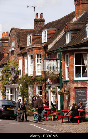 Marlow Buckinghamshire Angleterre St Peter Street deux brasseries pub Banque D'Images