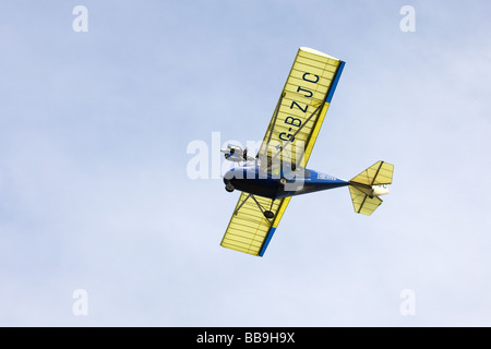 Thruster T600N-450 G-BZJC Sprint en vol à l'Aérodrome de Sandtoft Banque D'Images