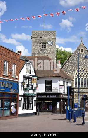 L'église Holy Trinity, High Street, Dartford, Kent, Angleterre, Royaume-Uni Banque D'Images